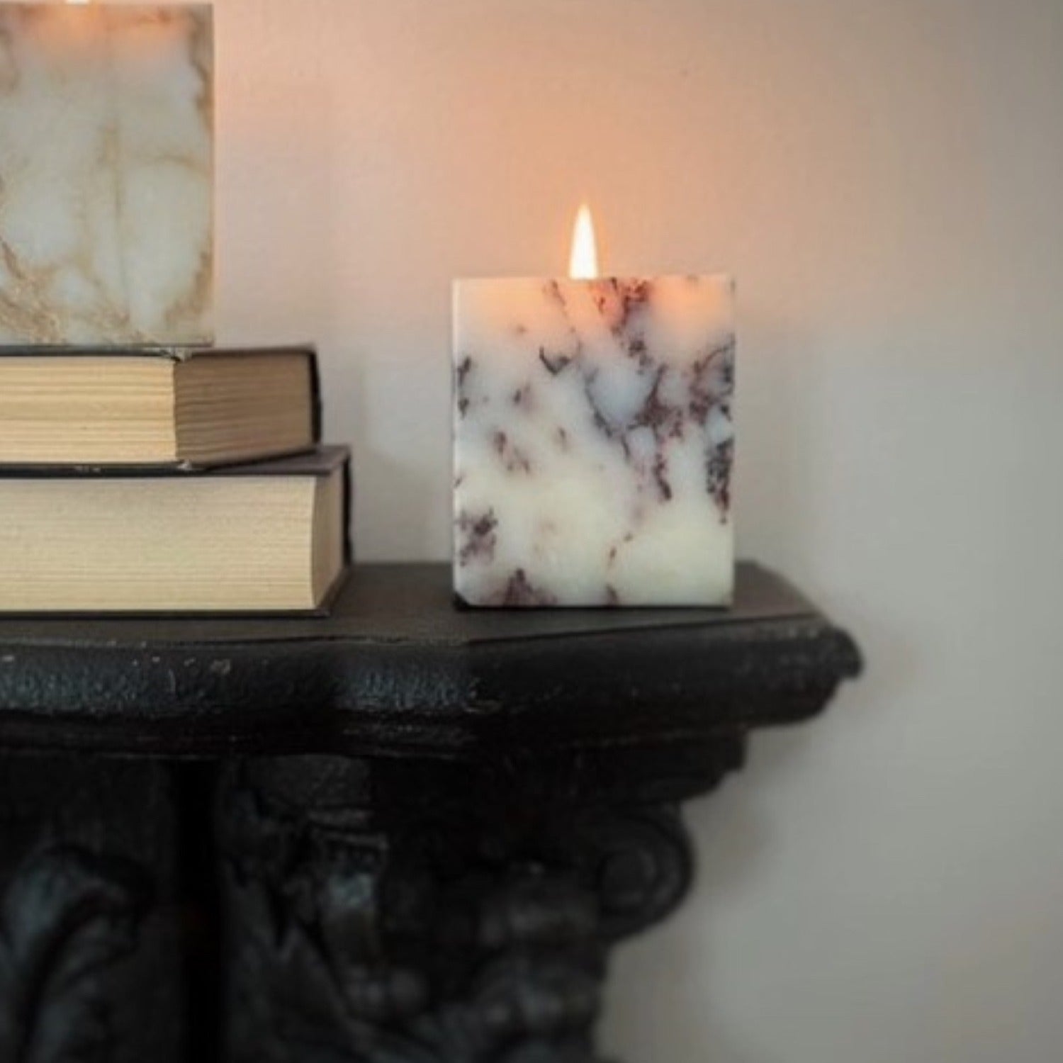 Calacatta Viola Marble Candle - Wood Sage + Sea Salt