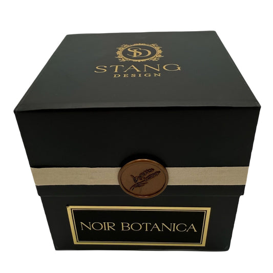 "Noir Botanica" 15oz Double Wicked Candle