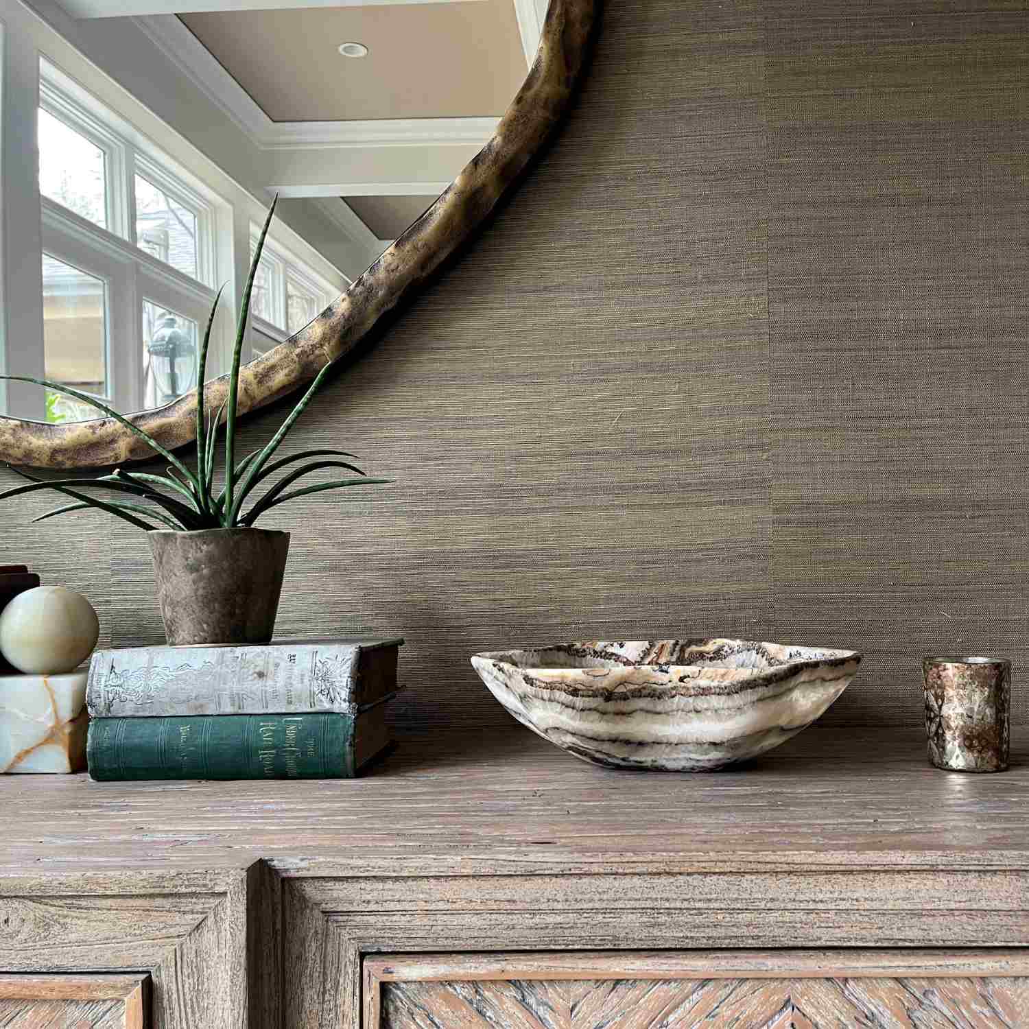 Banded Onyx Bowl (No. 1)