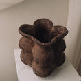 Load image into Gallery viewer, Ratu Vessel - Coco
