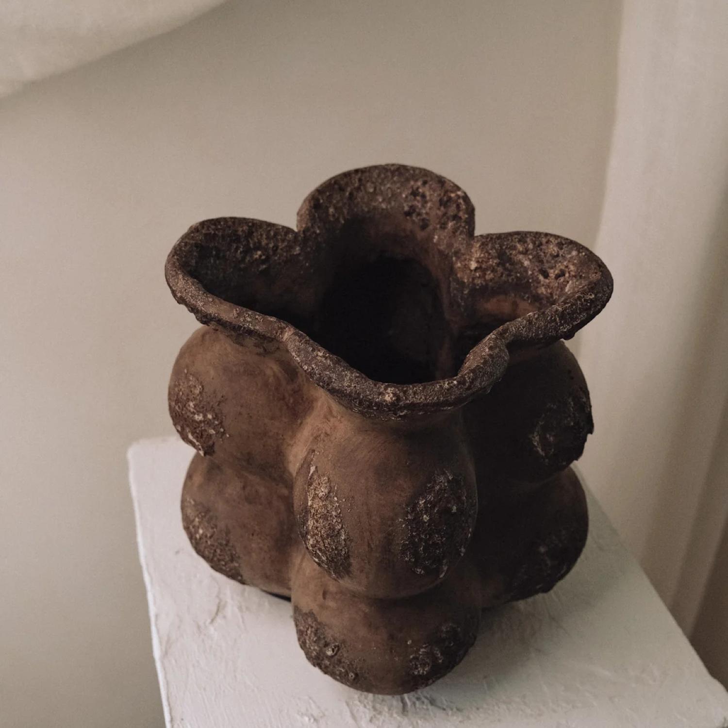 Ratu Vessel - Coco