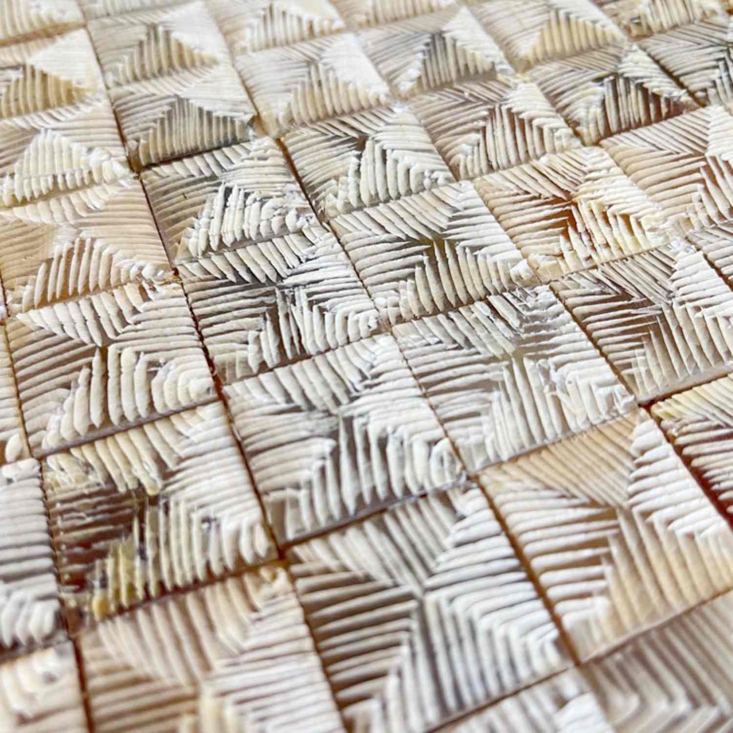 Talon Chiseled Horn Box