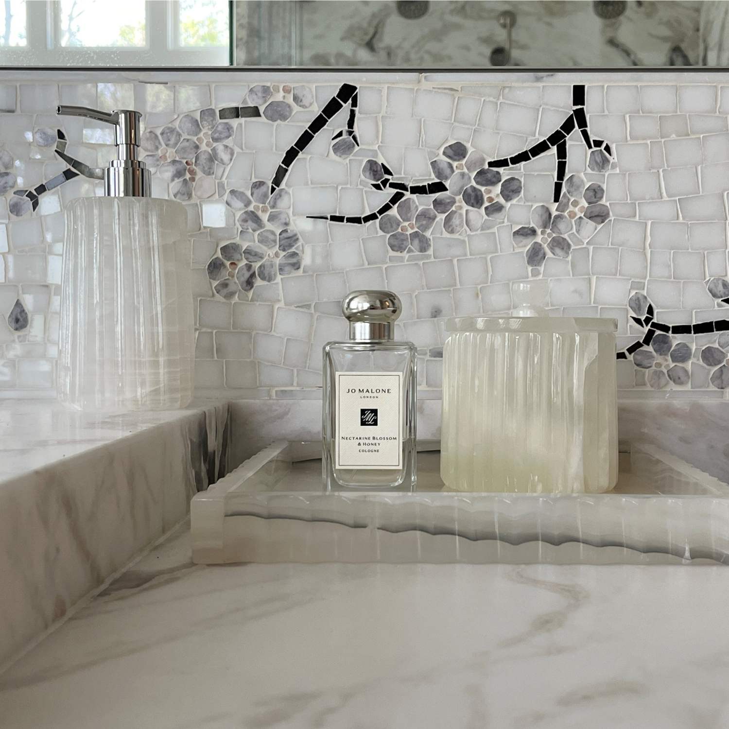 Onyx Bathroom Set