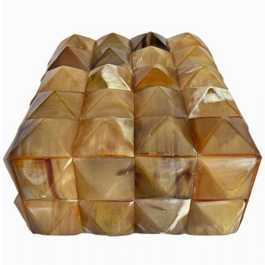 Pyramid Horn Box